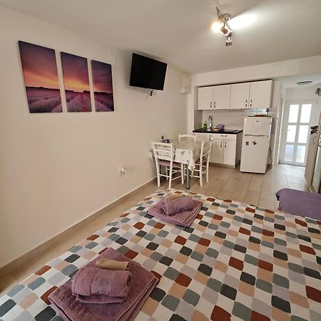 Studio Neva Baška Exteriör bild